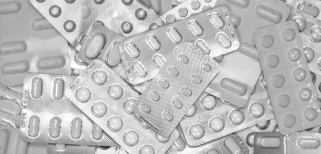 20221216_止痛退燒藥搶手 藥房拆散售