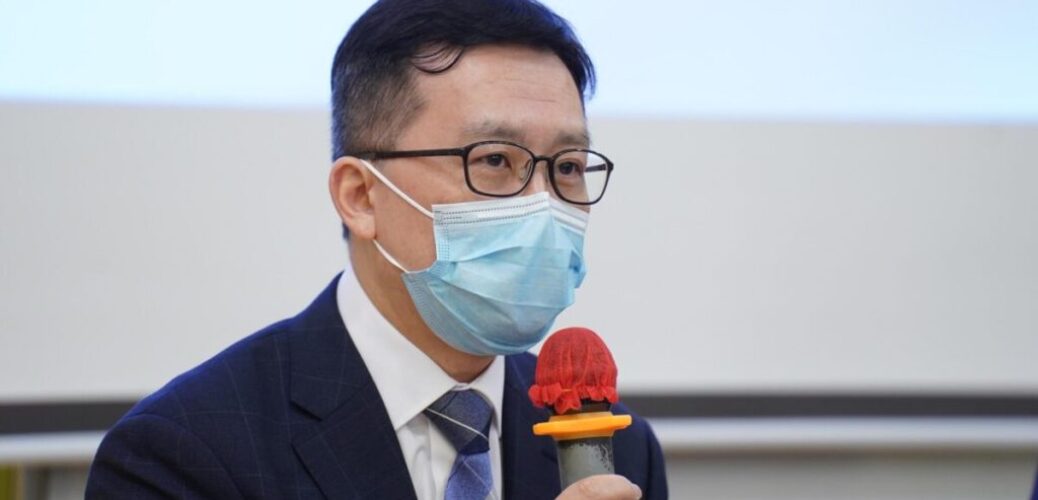 20221226_通關︱崔俊明：應指出香港非免費提供新冠疫苗