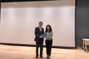 20191207_063743249_iOS